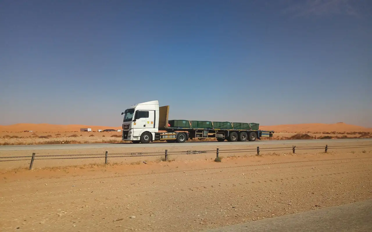 Heavy Vehicle Logistics Support